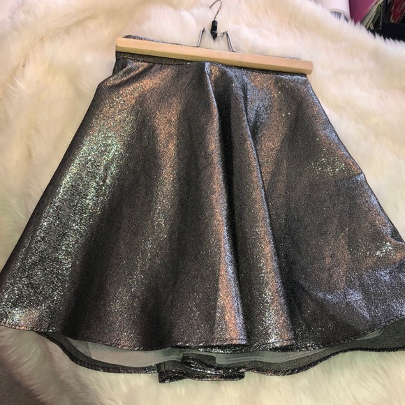 NWT H&M Gorgeous Silver Sparkling Skirt - Picture 5 of 8